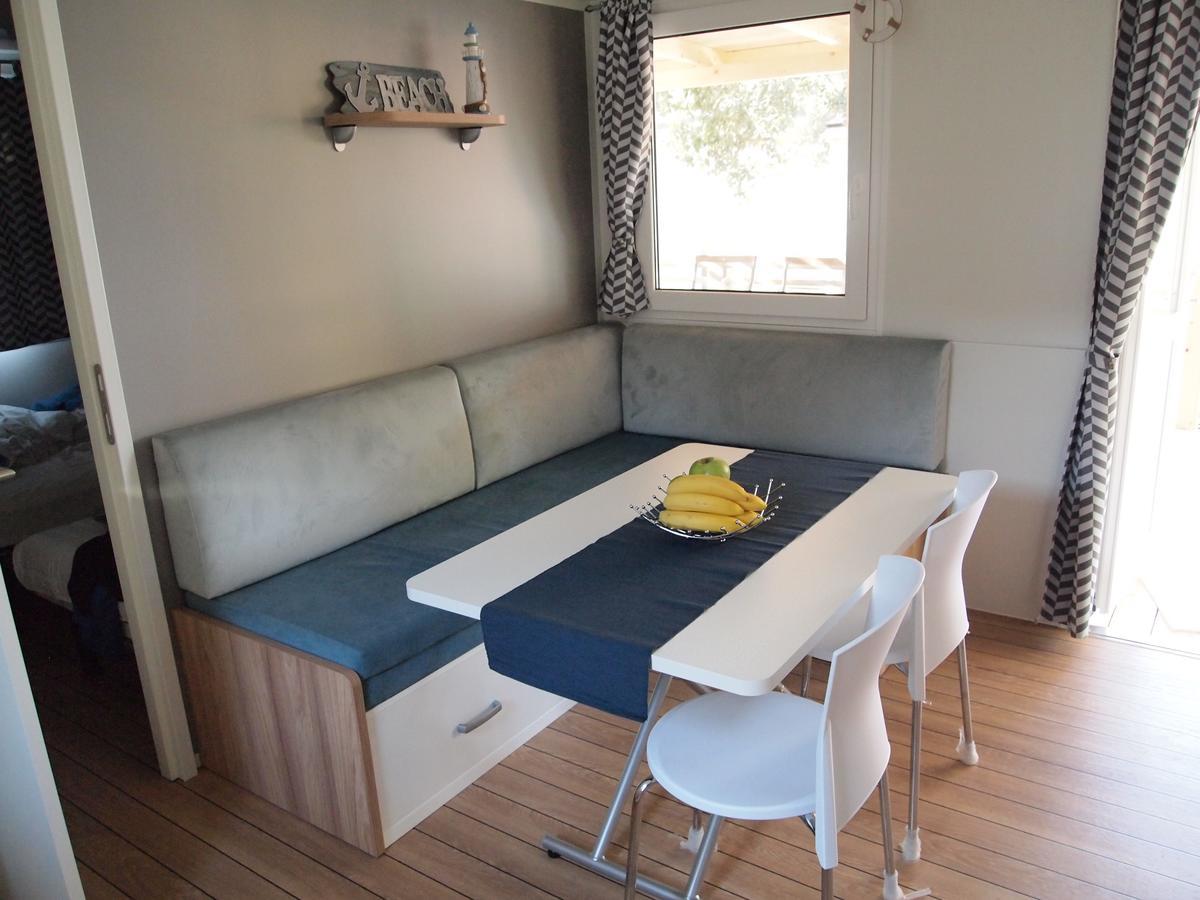 Mobile Home Heaven Biograd ビオグラード・ナ・モル エクステリア 写真